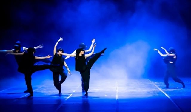 Ankara Devlet Opera ve Balesi Modern Dans Topluluğu 'Enternasyonal III' İle Sahnede