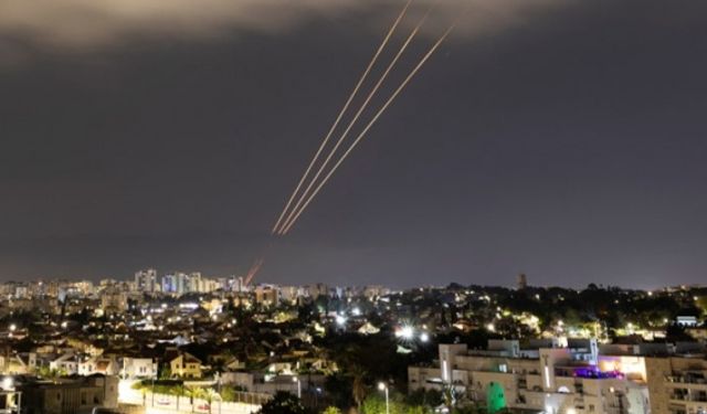 İran, İsrail’e Saldırdı