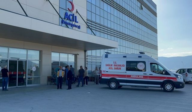 Burdur'da Sağlık Skandalı: Diyalize Giren Hastalardan 33'ü Rahatsızlandı, 4'ü Entübe Edildi