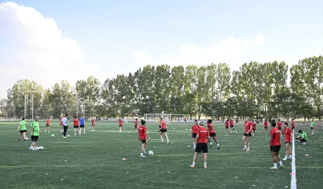 Ankara Büyükşehir Belediyesi Kadın Futbol Takımı FOMGET, İkinci Şampiyonluk İçin İddialı