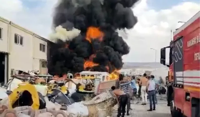 Ankara Mamak'taki Fabrika Yangınına ABB Ekipleri Müdahale Ediyor