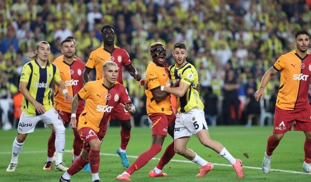 Galatasaray Kadıköy'de Fenerbahçe'yi 3-1 Devirdi