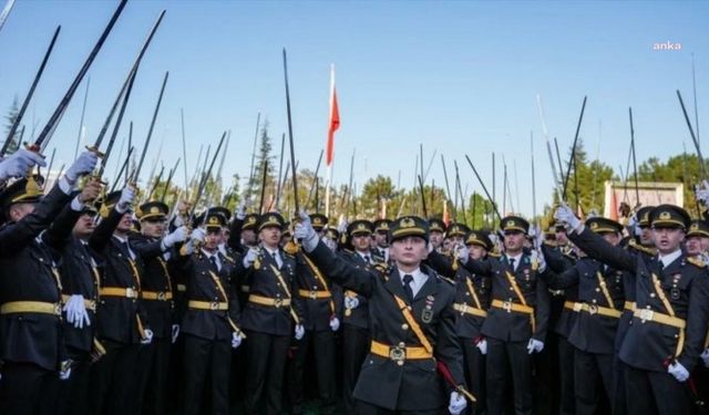 52 Barodan TSK'dan İhracı İstenen Teğmenlere İlişkin Ortak Açıklama