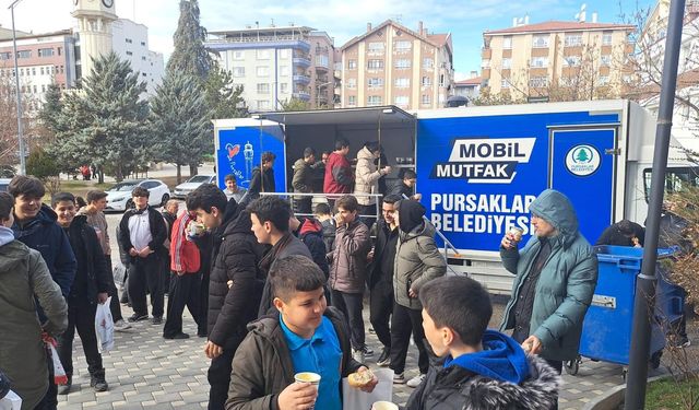 Pursaklar Kitap Günlerinde Çorba İkramı