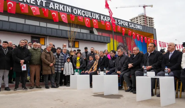 Ankara Keçiören'e Yeni Okçuluk Salonu: İlk Atış Mete Gazoz’dan