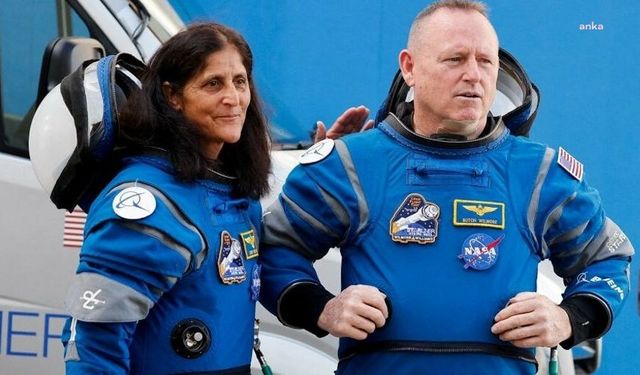 Uzayda 9 Ay Mahsur Kalan NASA Astronotları Dünya'ya Döndü