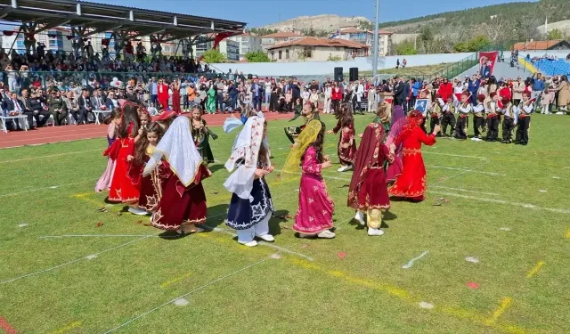 Beypazarı'nda 23 Nisan Ulusal Egemenlik ve Çocuk Bayramı Coşkuyla Kutlandı