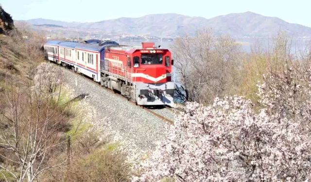 Turistik Diyarbakır Ekspresi 2025 Sezonuna Başladı