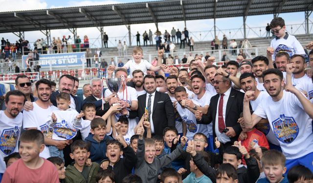 Kahramankazan Belediyespor Ankara Süper Amatör Ligi'nin Şampiyonu
