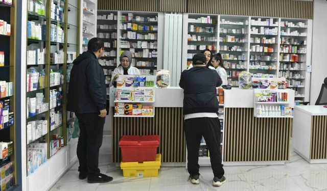 Mansur Yavaş'tan Emekli ve Asgari Ücretli İçin Bir İlk Daha: Sağlık Katılım Paylarını Ödüyor
