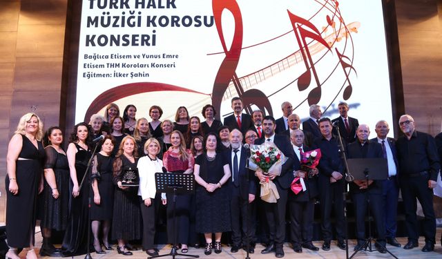 Etimesgut'ta Türk Halk Müziği Konseri Düzenlendi