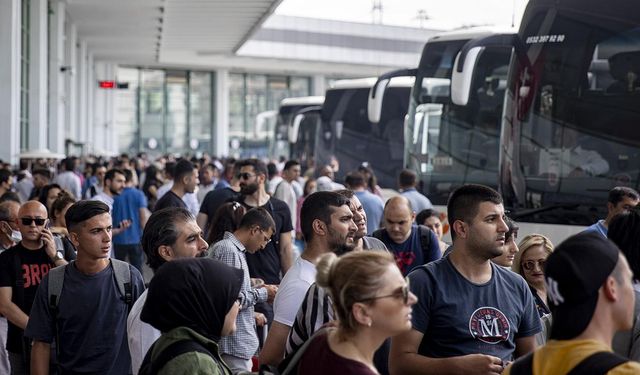 AŞTİ'de Bayram Yoğunluğu