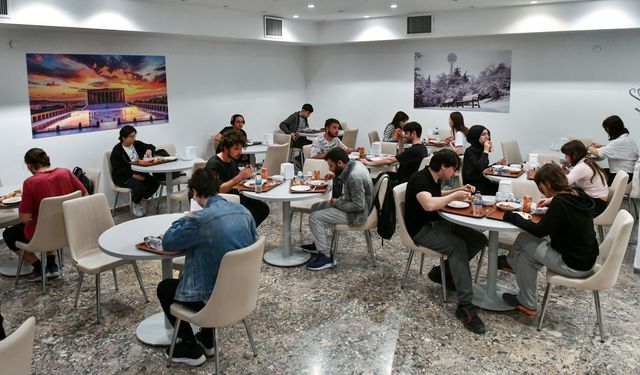 Ankara Büyükşehir Belediyesi'nden Üniversite Gençliğine Tam Destek