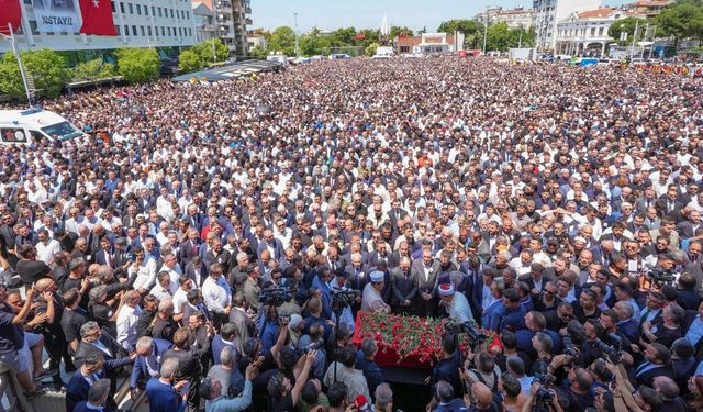 Meydanlara Sığmadılar! On Binlerce Kişi Ferdi Zeyrek'i Uğurladı
