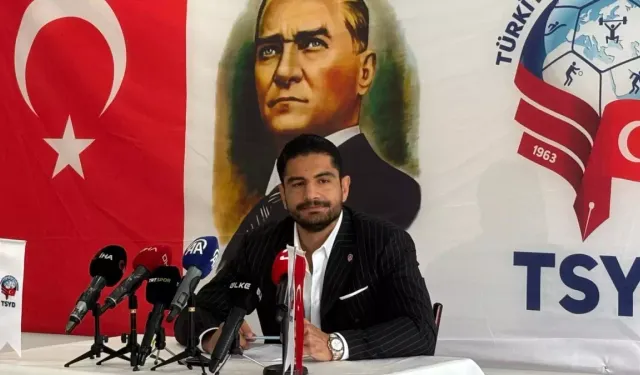 Taha Akgül, Güreş Federasyonu’nun Çalışmalarını Değerlendirdi