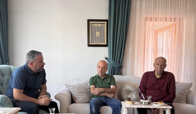 Pursaklar Belediye Başkanı Çetin'den Acılı Ailelere Ziyaret