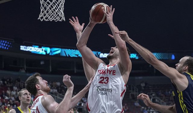 12 Dev Adam Avrupa Şampiyonası'nda Çeyrek Finalde!