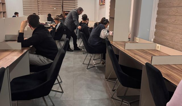 Pursaklar'da Gençlerin Ders Çalışma Mekanı 'Millet Kıraathaneleri"