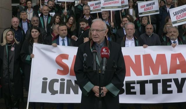 Ankara'da Avukatların "Savunma Nöbeti" Sürüyor