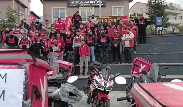 Yemeksepeti Kuryelerinden Protesto