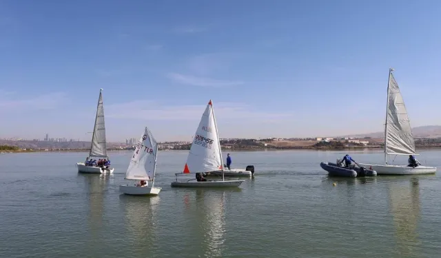 Ankara Yelken Kulübü, Mogan Gölü'nde Yelken Açtı