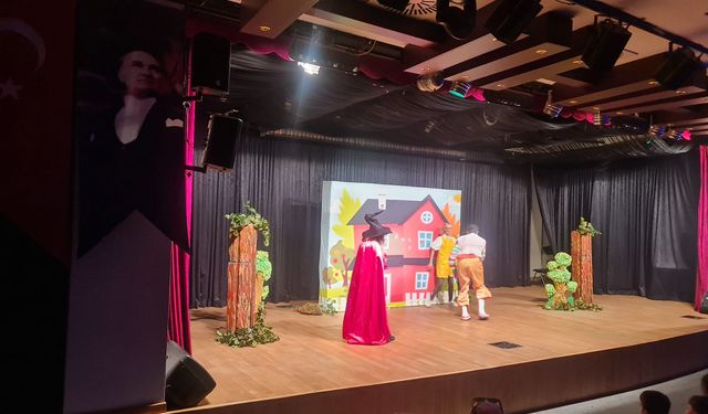 Sincan Belediyesi'nden Tiyatro Şöleni