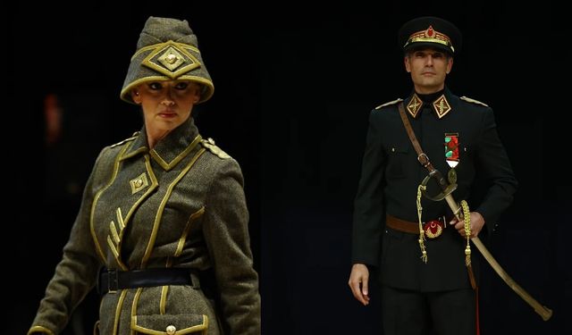 Ankara'da Atatürk Kıyafetleri Defilesi Düzenlendi