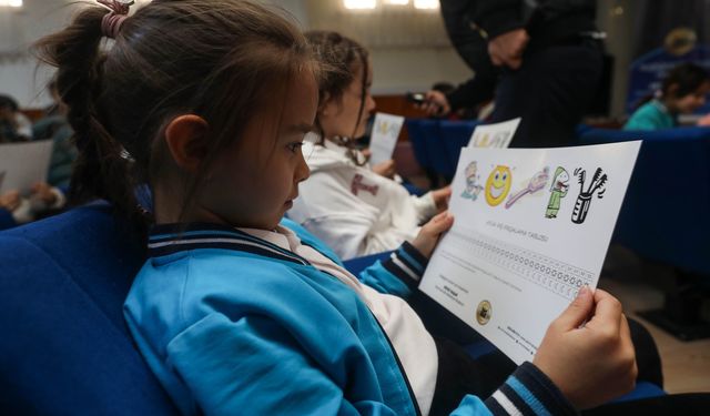 Yenimahalle'de Öğrencilere Ağız ve Diş Sağlığı Eğitimi Verildi