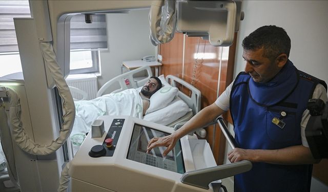 Ankara'da Yerli Mobil Röntgen Cihazı Hizmete Sunuldu