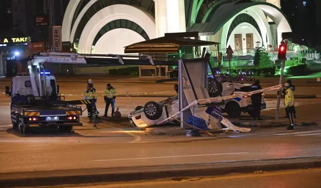 Çankaya'da Trafik Kazası: 4 Kişi Yaralandı