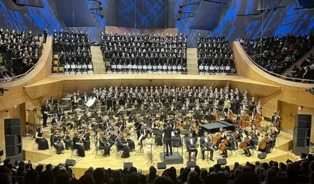 Devlet Çoksesli Korosu'ndan Dünya Koro Günü Konseri