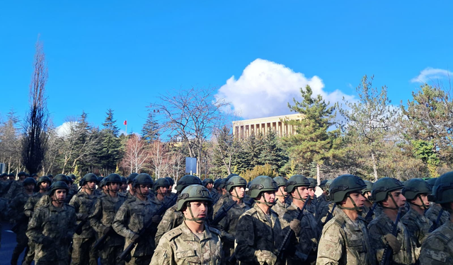 Atatürk’ün Ankara’ya Gelişinin 106’ncı Yılında Atatürk Garnizon Koşusu Düzenlendi