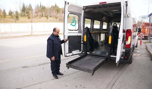 Gölbaşı'nda Hasta ve Engelli Vatandaşlara Hasta Nakil Hizmeti