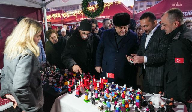 Keçiören’de Kadın Emeği Yeni Yıl Pazarı, Ziyarete Açıldı