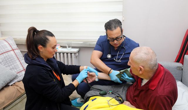 Yenimahalle’de Sağlık Kapıda