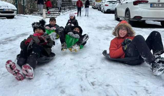 Ankara'da Kar 15 Santimetreyi Geçti
