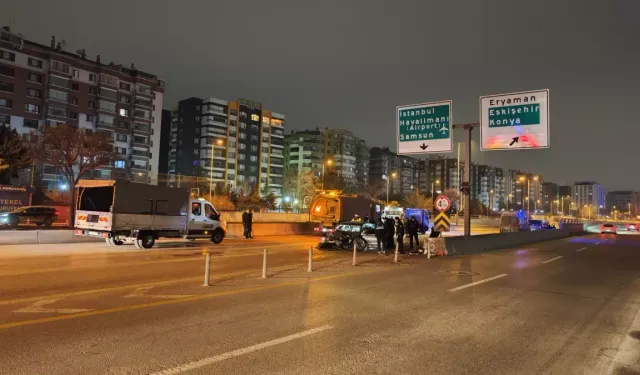 Etimesgut'ta Trafik Kazası: 1 Ölü, 2 Yaralı