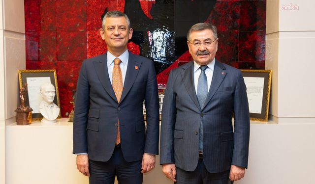 Gölbaşı Belediye Başkanı Yakup Odabaşı, Özgür Özel'i Ziyaret Etti