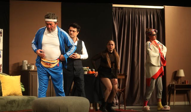 Yenimahalle Tiyatro Festivali Devam Ediyor