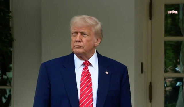 ABD Başkanı Trump, ’’Uzaylılarla İlgili Belgelerin’’ Gizliliğini Kaldıracaklarını Söyledi