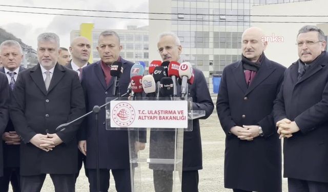 Bakan Uraloğlu: İran, Irak, Suriye, Lübnan, Ürdün Uçuşları 2 Mart'a Kadar İptal