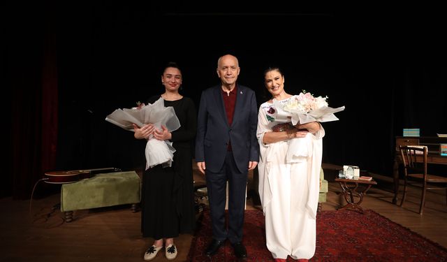 "Ama Değil Rağmen" İzleyiciyle Buluştu