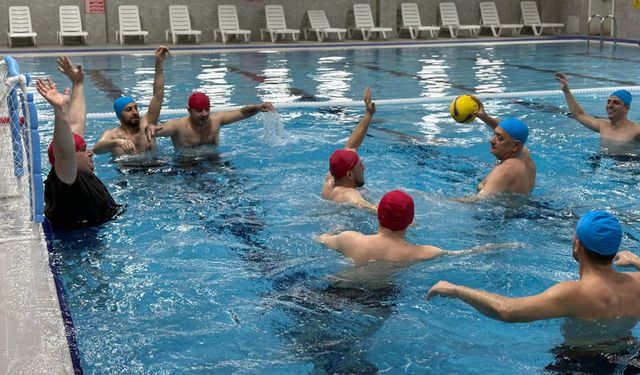 Sincan'da Su Topu Turnuvası Başladı