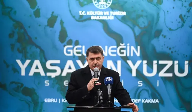 Ankara'da 'Geleneğin Yaşayan Yüzü' Sergisi Açıldı