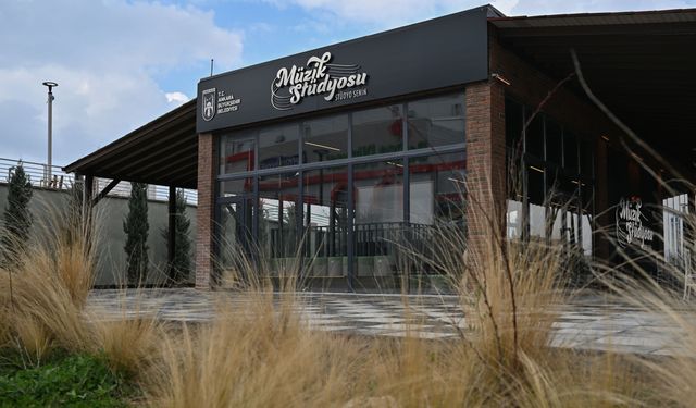 Mansur Yavaş'tan Gençlere ve Müziğe Tam Destek