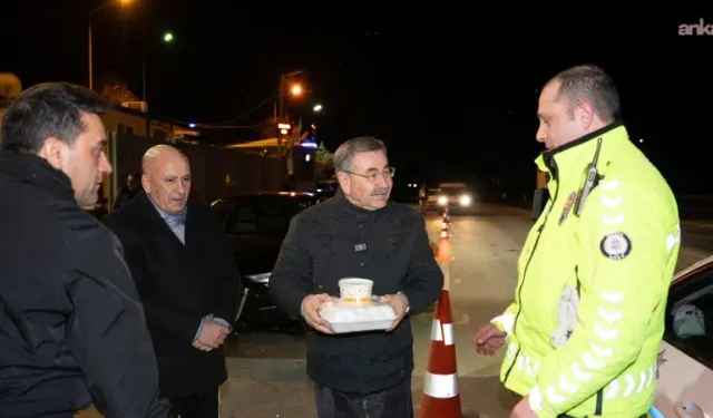 Gölbaşı Belediye Başkanı Odabaşı'ndan Vatandaşlara Sahurluk İkramı