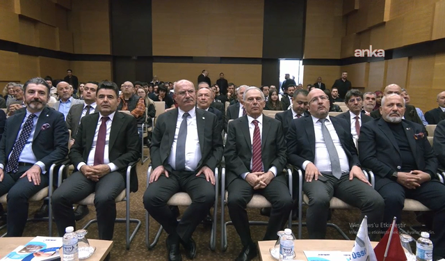 Atılım Üniversitesi'nce "Doğu-Batı Eksenindeki Ankara'nın Ulaştırmadaki Yeni Rolü" Paneli Düzenlendi