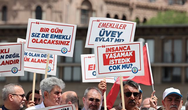 Emekliler ‘Sefalet Zulmüne Son’ Diyerek Mitinglere Hazırlanıyor