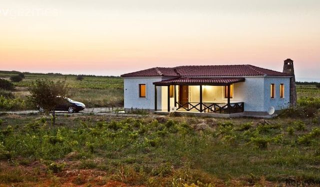 Tarlada Bağ Evi ve Bungalov Devri Kapandı: Yıkım Süreci Başlıyor