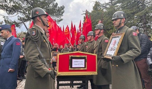 Yalçın Küçük, Ankara'da Son Yolculuğuna Uğurlandı